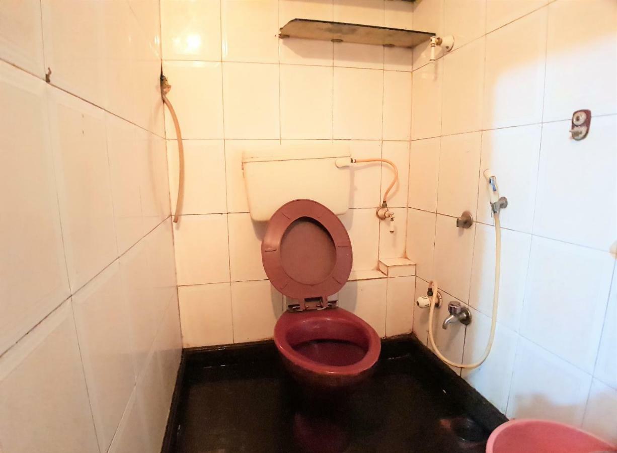 Hexa Metro Plaza Hotell Mumbai Exteriör bild
